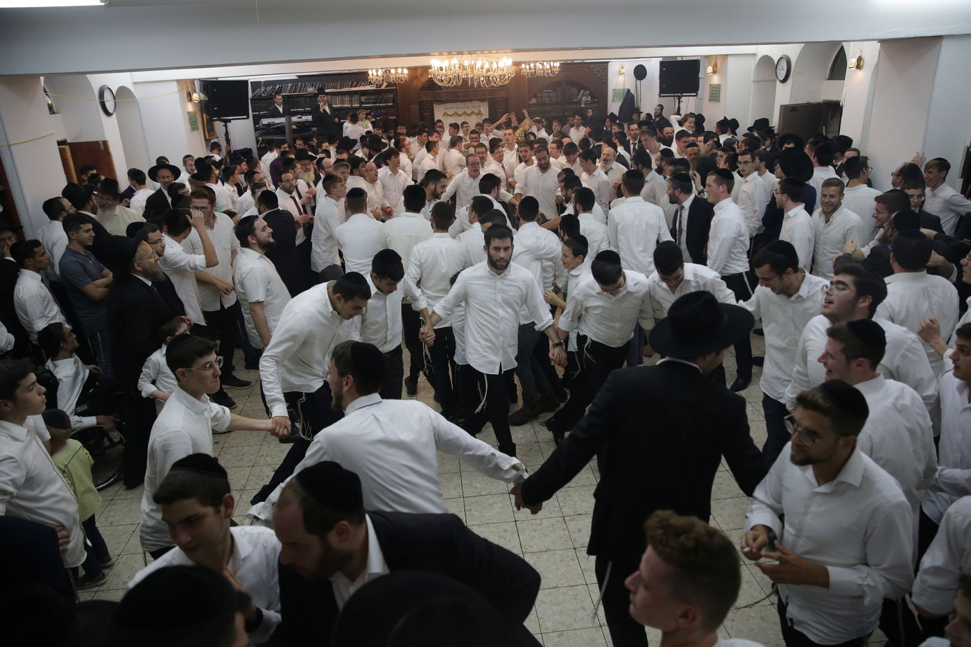 שמחת בית השואבה בישיבת רש"י • גלריה