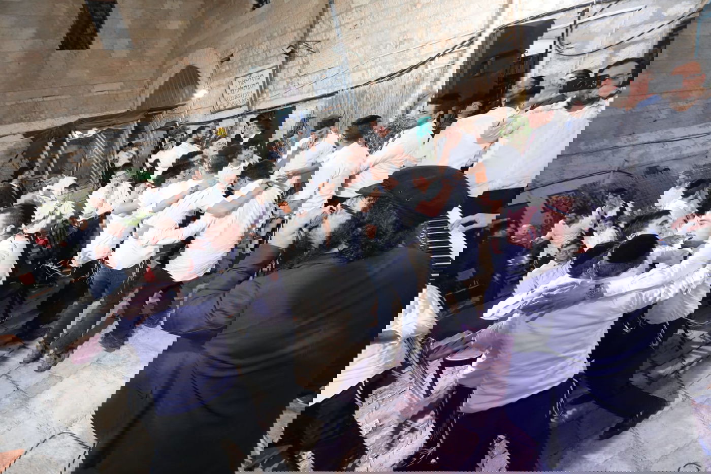 קנין דעת: זיץ ליל הושענה רבה עם רולי דיקמן, נתנאל מנת ומיילך קאהן • צפו