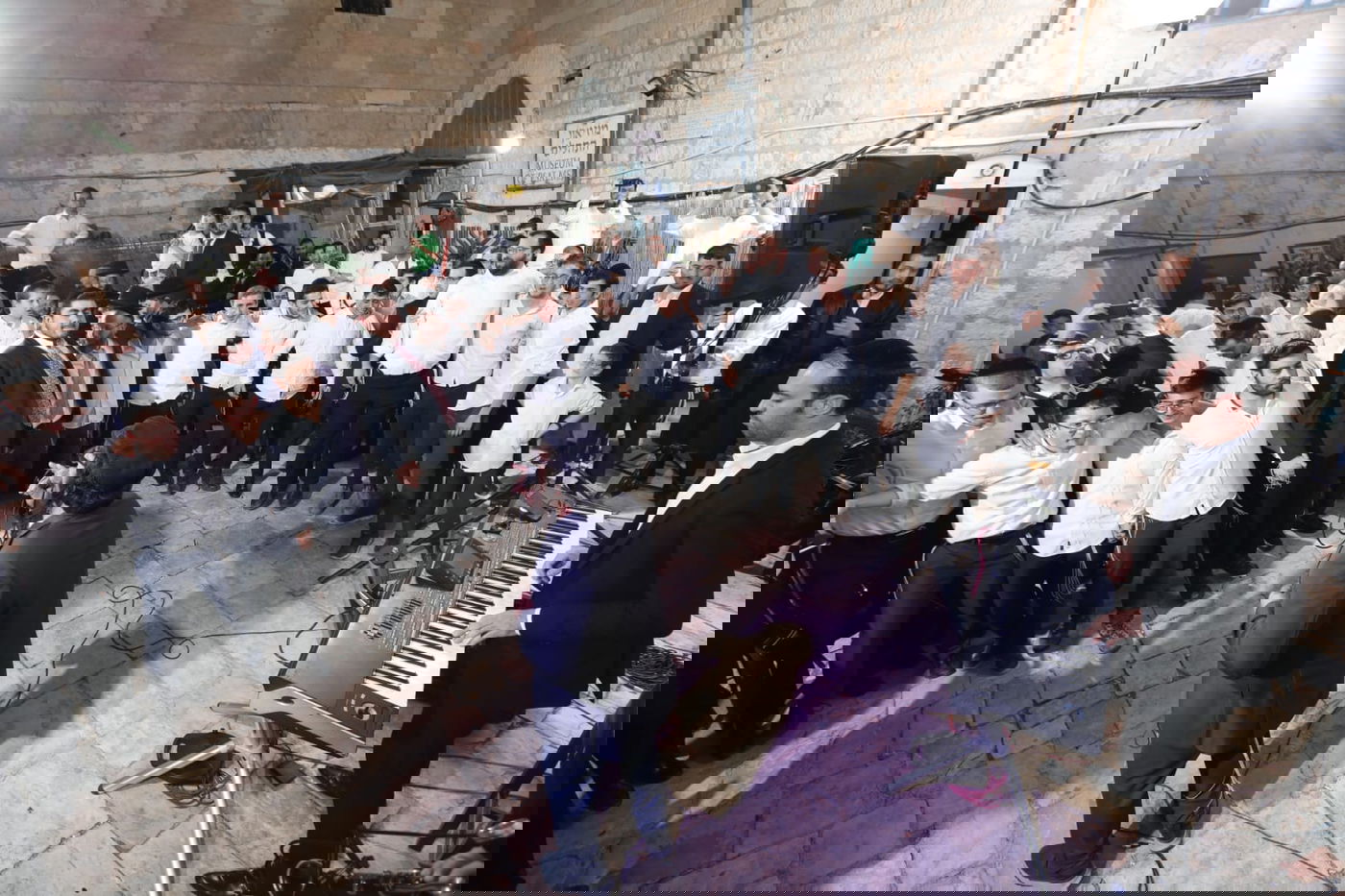 קנין דעת: זיץ ליל הושענה רבה עם רולי דיקמן, נתנאל מנת ומיילך קאהן • צפו