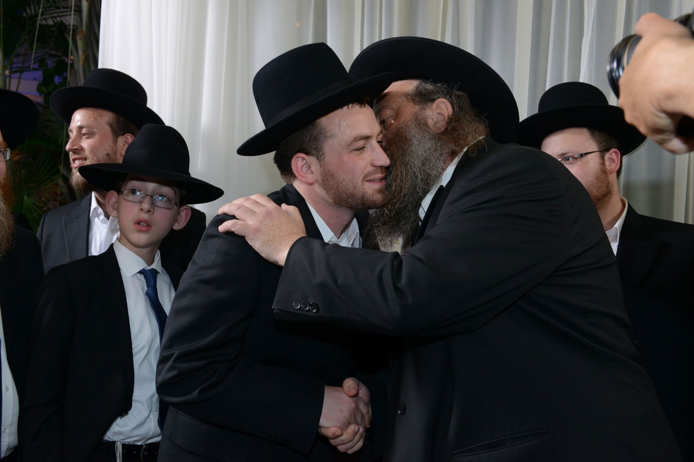 עם רבו - הרב חייקל מילצקי.