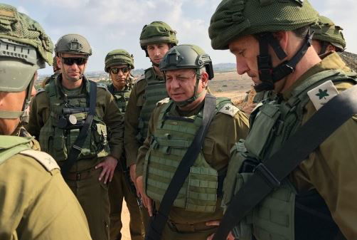 הרמטכ"ל בגבול עזה. ארכיון