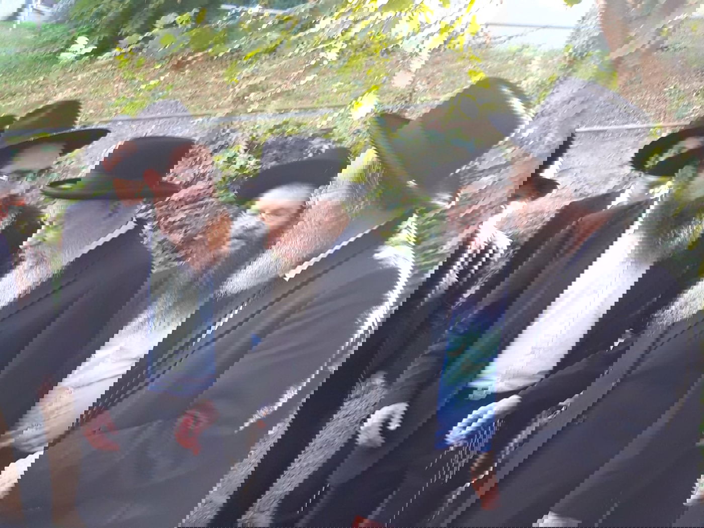 עם מתורגמן: מסע חבר ה'מועצת' לצרפת