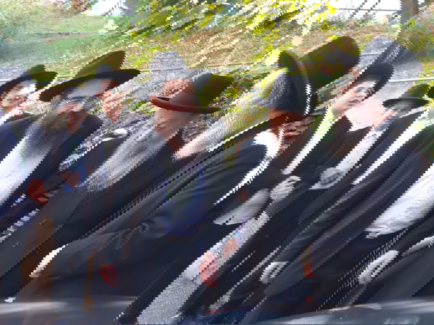 עם מתורגמן: מסע חבר ה'מועצת' לצרפת