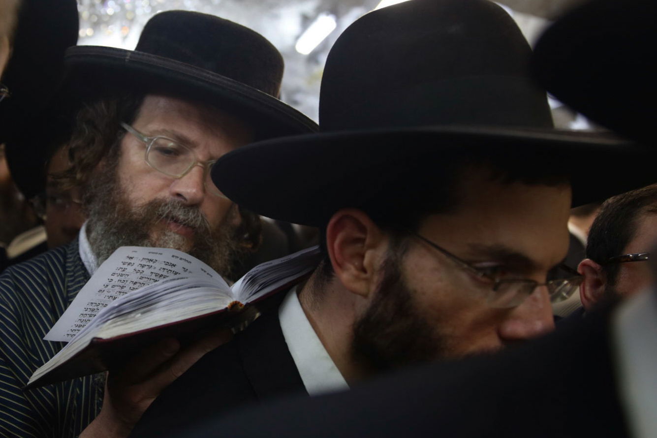 הילולת שמעון הצדיק בירושלים החלה • צפו