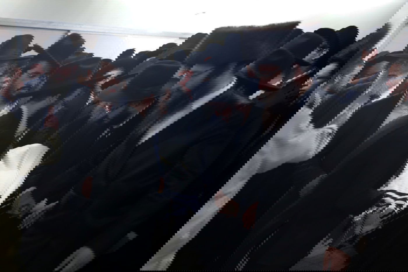 המונים בהלווית בנו של מרן הגרי"ש אלישיב זצ"ל