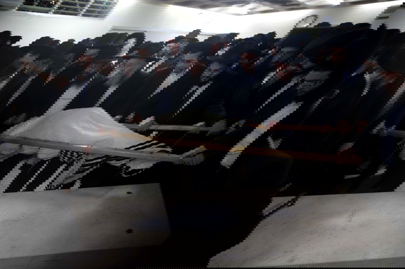 המונים בהלווית בנו של מרן הגרי"ש אלישיב זצ"ל