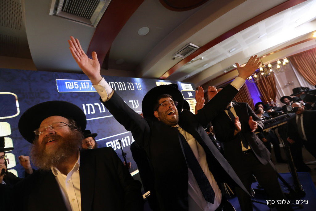 150 מתפללים גייסו חמישה מיליון שקלים בשעתיים