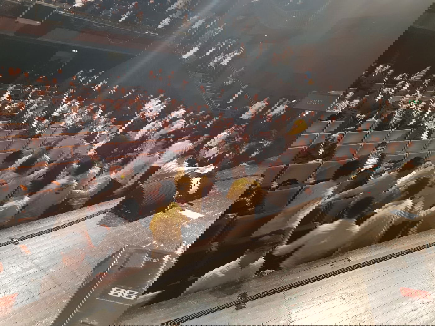 באירוע ביוזמת יונה יהב: שלטי תמיכה בעינת קליש