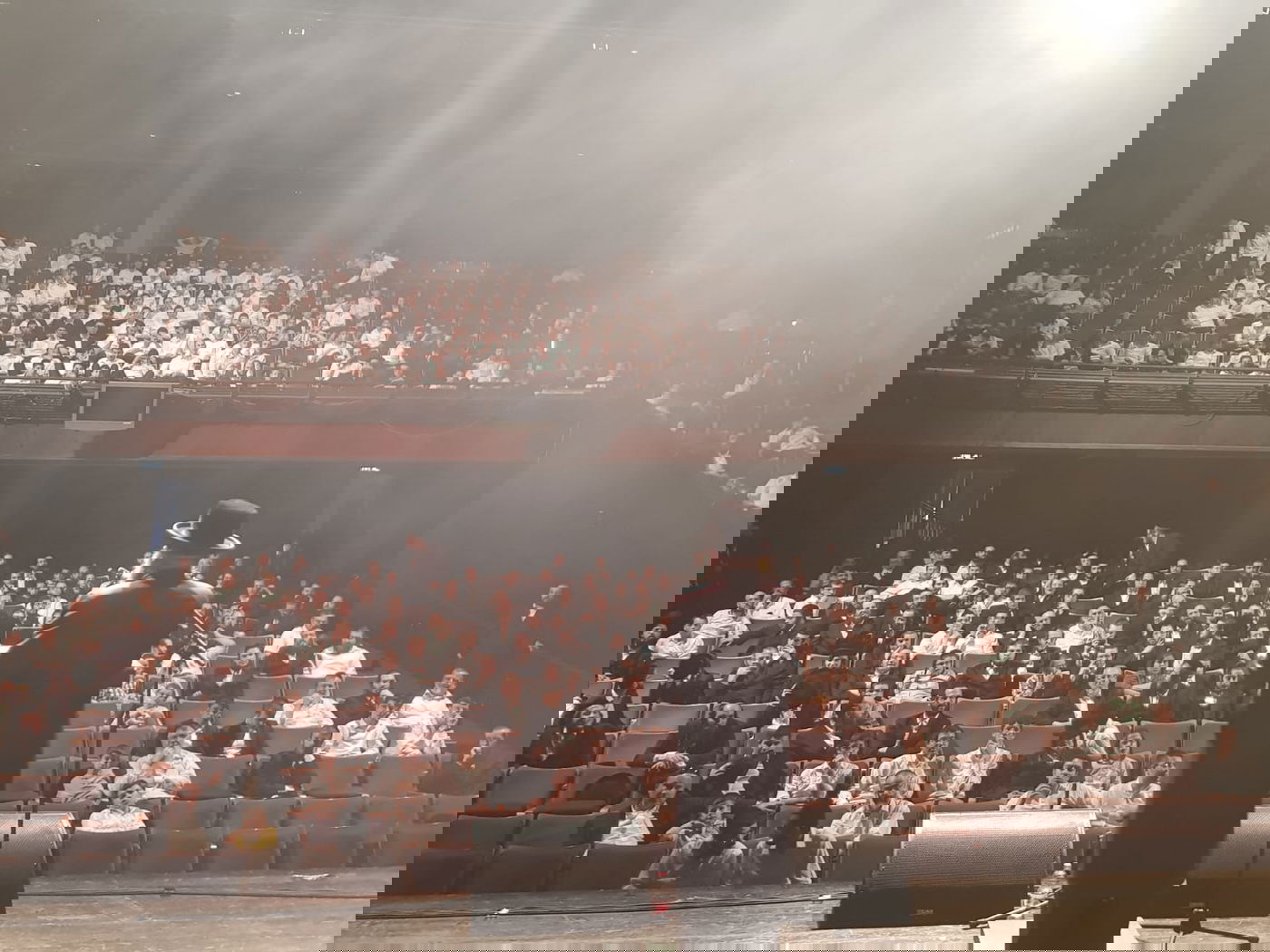 באירוע ביוזמת יונה יהב: שלטי תמיכה בעינת קליש