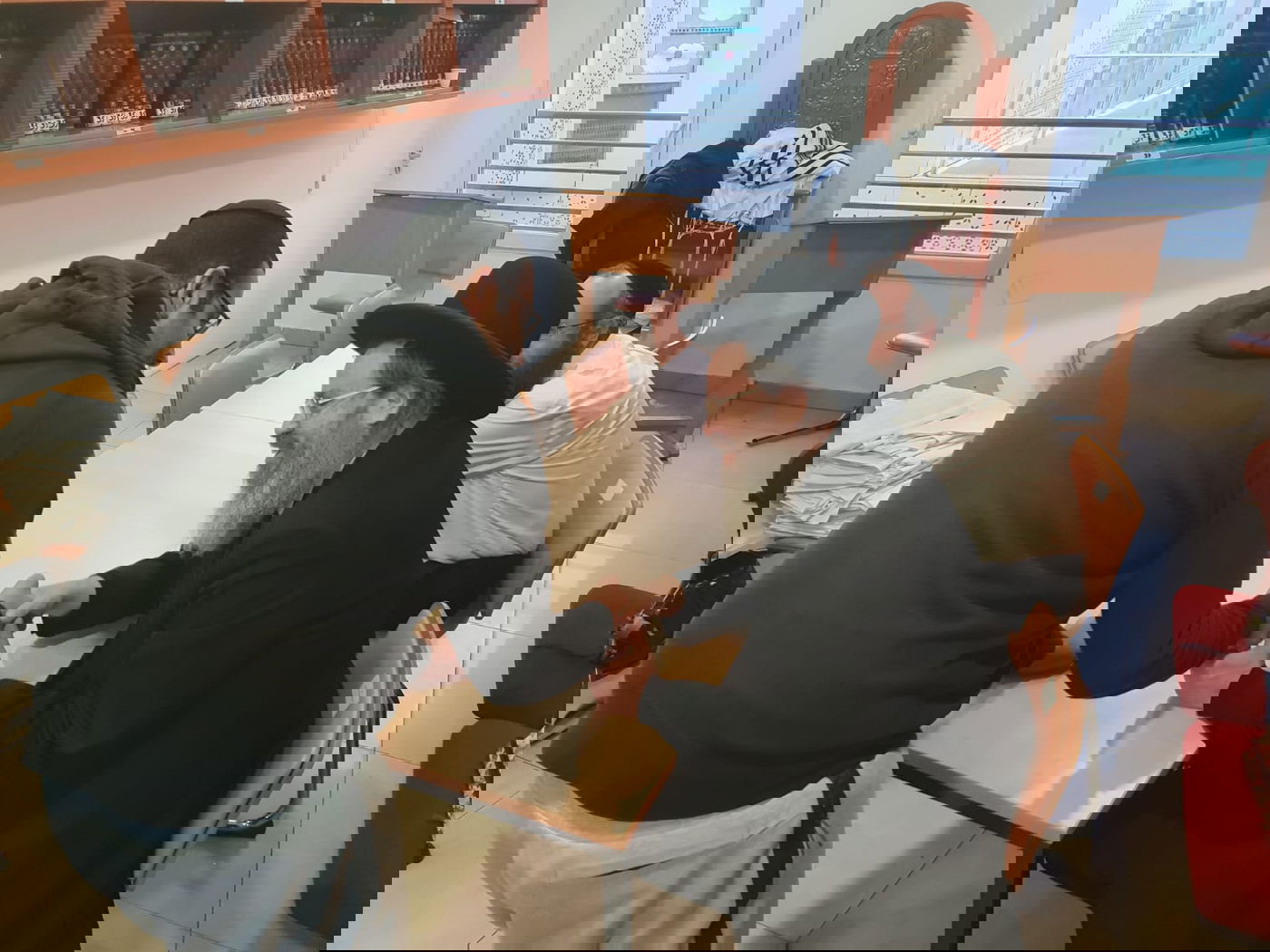 צפו: המסע של חבר ה'מועצת' בצרפת