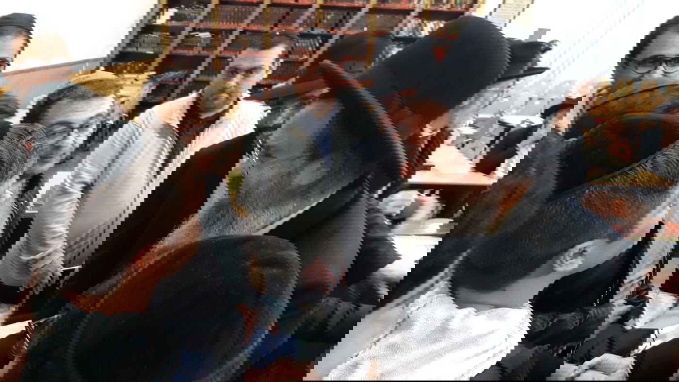 צפו: המסע של חבר ה'מועצת' בצרפת