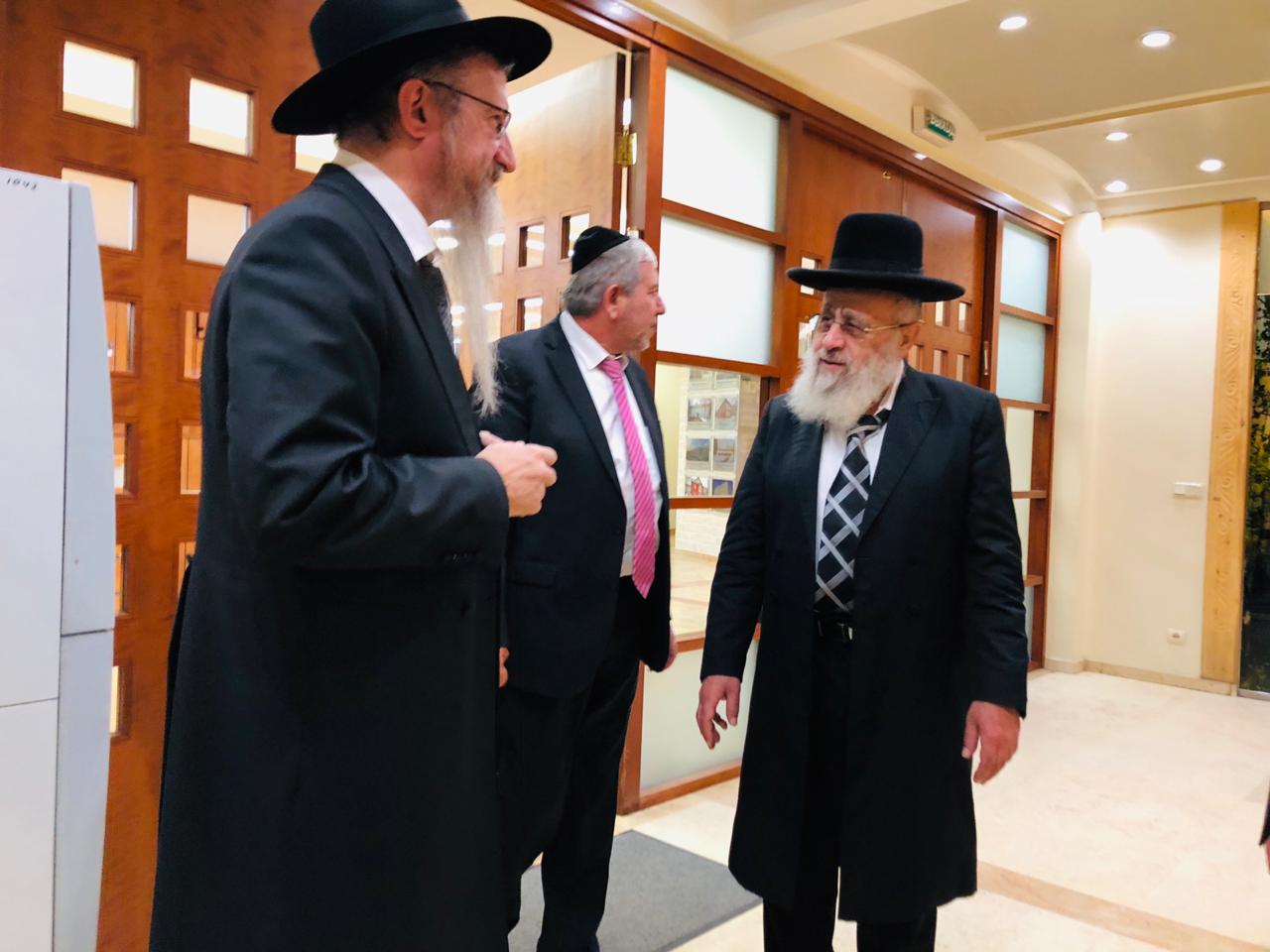 הרב הראשי בתפילת ראש חודש ב'מארינה רושצ'ה'