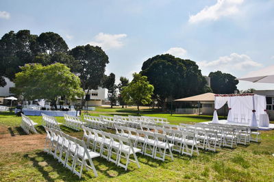 חתונה שלא נראתה מעולם בכפר חב"ד.