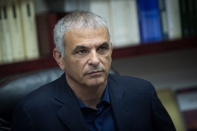 גרעון חריג: חשש לקיצוץ בתקציבי הממשלה