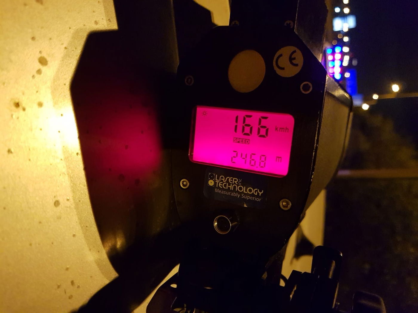 במקום 90 קמ"ש: נהג במהירות 166 קמ"ש