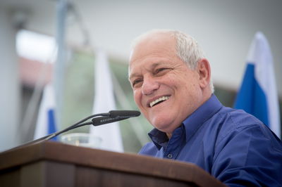 השר חיים כץ זומן שימוע לפני הגשת כתב אישום