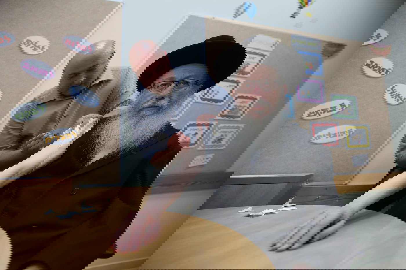 תיעוד: סגן השר ליצמן התחסן נגד שפעת