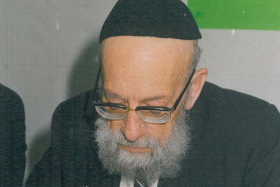 הגאון הגדול רבי יהודה צדקה זצוק"ל