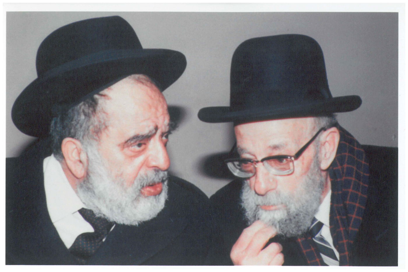 עם רעו לראשות הישיבה, הג"ר בן ציון אבא שאול זצ"ל