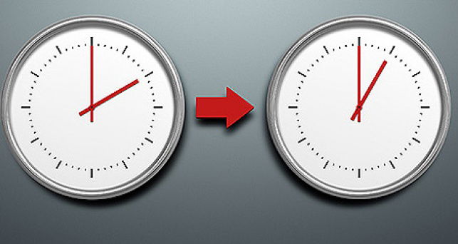 במוצאי שבת: תזיזו את המחוגים אחורה