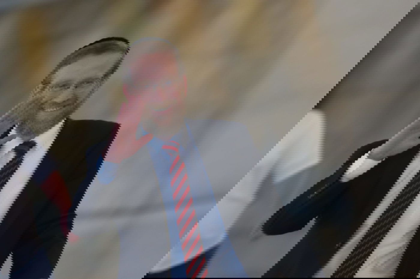 יצחק פינדרוס בדרך לבית המשפט, הבוקר