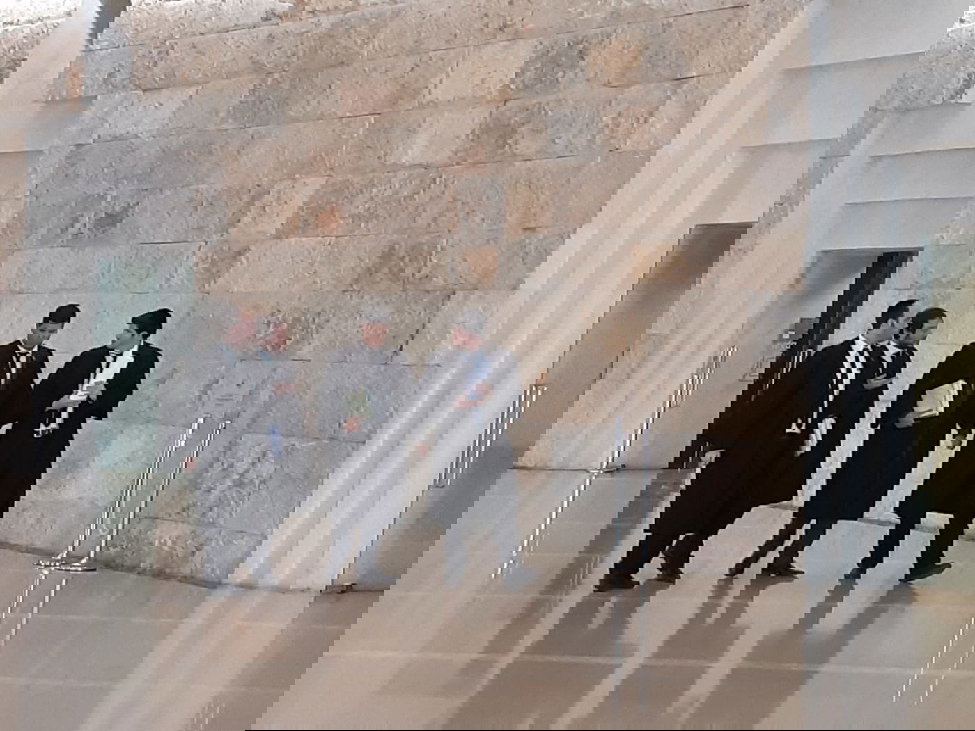 פרקליטיו של פידנרוס