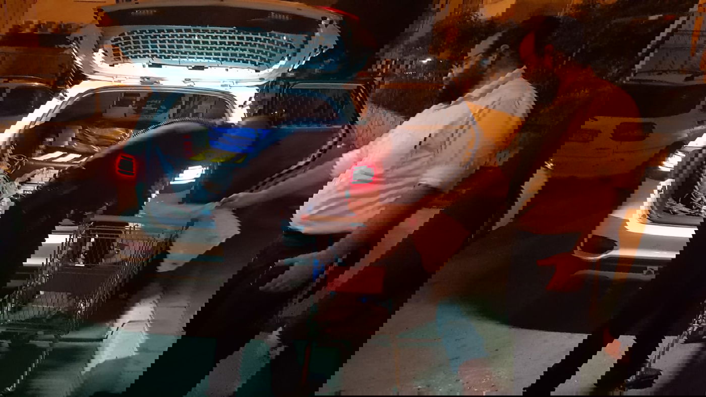 בני ברק:  שוהה בלתי חוקי שגנב כלי עבודה בשווי רב - נעצר. תיעוד