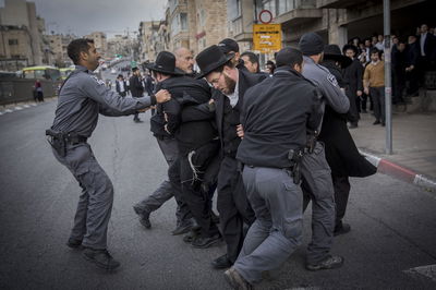 הפגנה. אילוסטרציה, למצולמים אין קשר לכתבה
