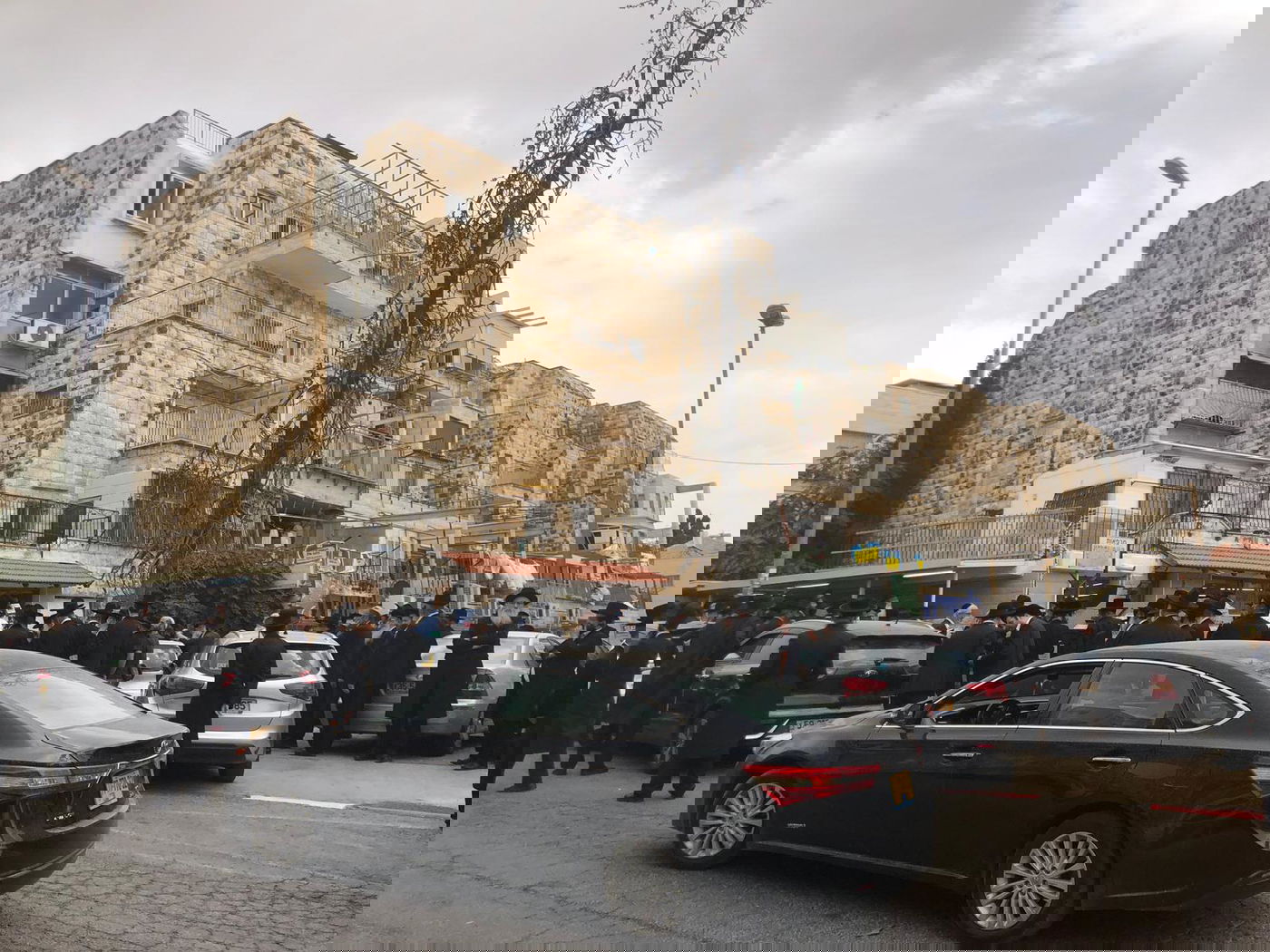 תיעוד: הלווית הגאון רבי לוי יצחק הלפרין זצ"ל