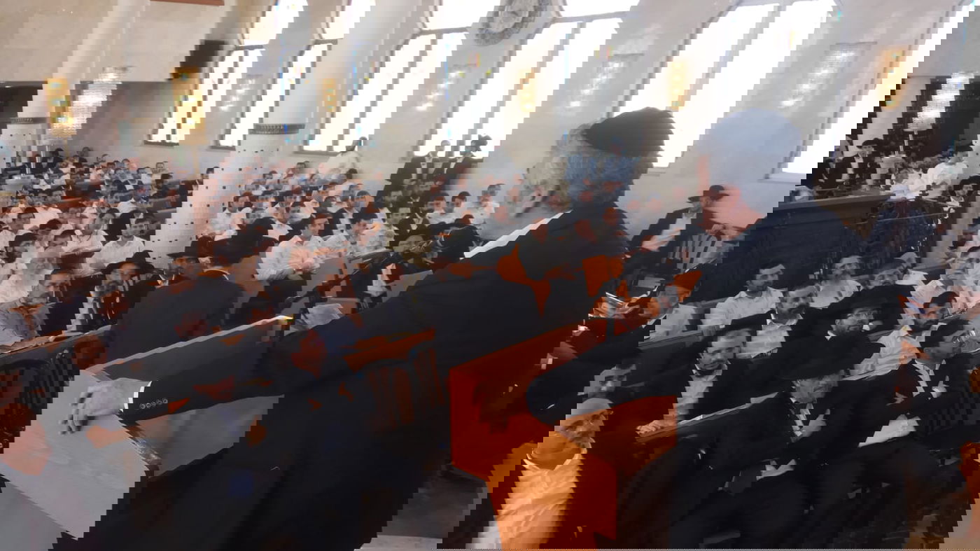 באדיבות המצלם