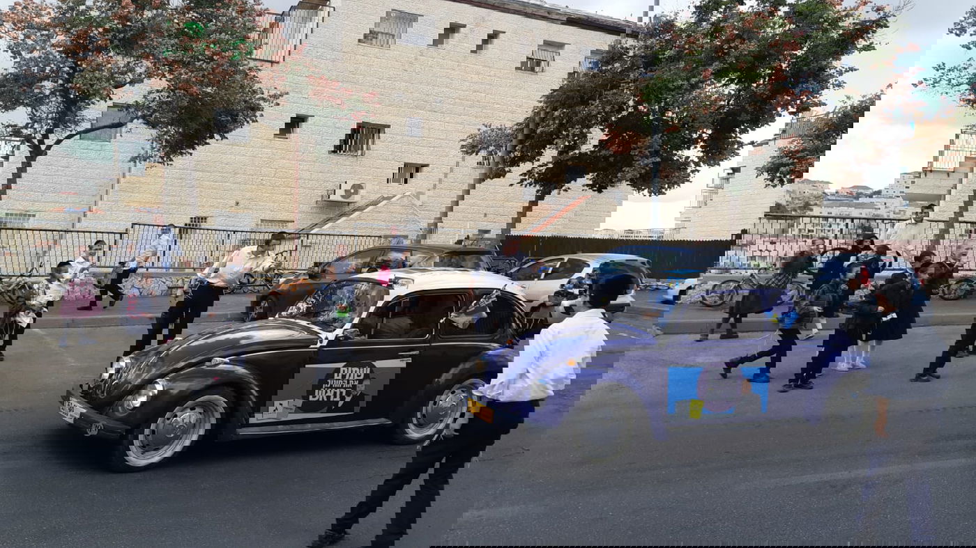 תהלוכת הבחירות היצירתית בביתר עילית • צפו