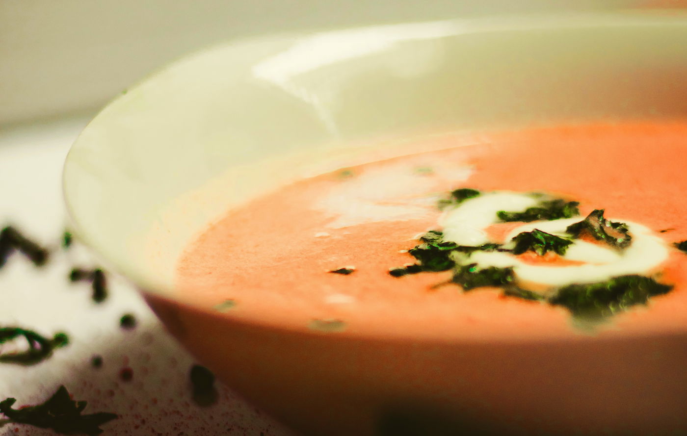 מרק עגבניות מוקרם