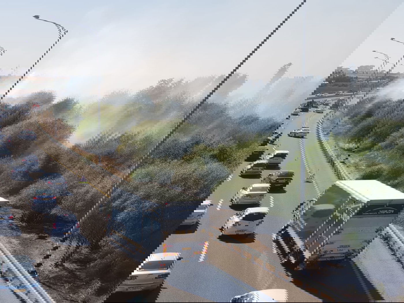 בנות הסמינר הורחקו מהלהבות • צפו ברגעי הבהלה