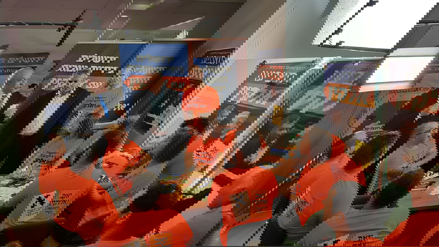 התדרוך של נתניהו במטה של אלקין. תיעוד