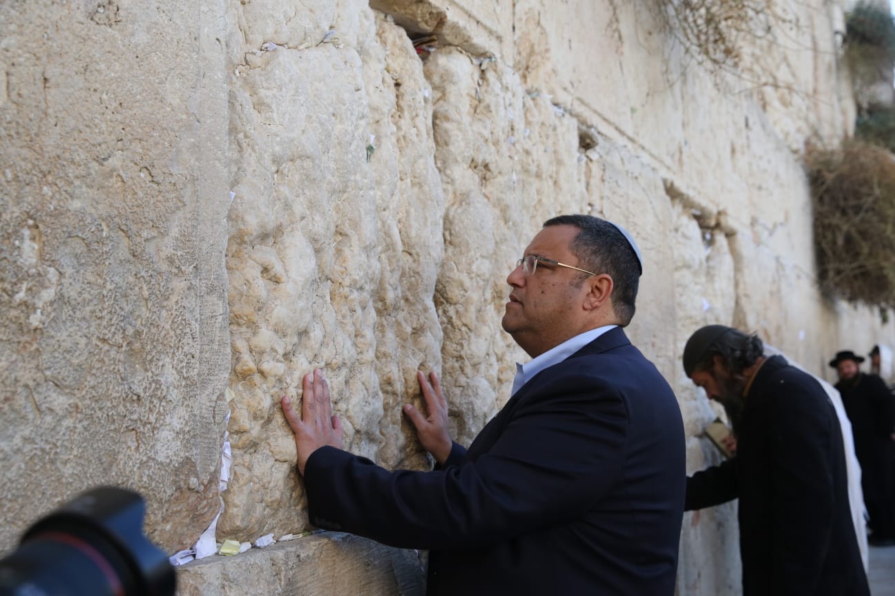 הקרב בירושלים: אלקין וליאון התפללו בכותל