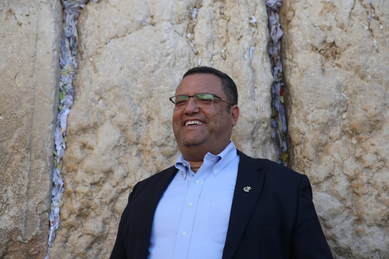 הקרב בירושלים: אלקין וליאון התפללו בכותל