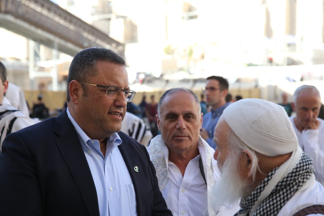 הקרב בירושלים: אלקין וליאון התפללו בכותל