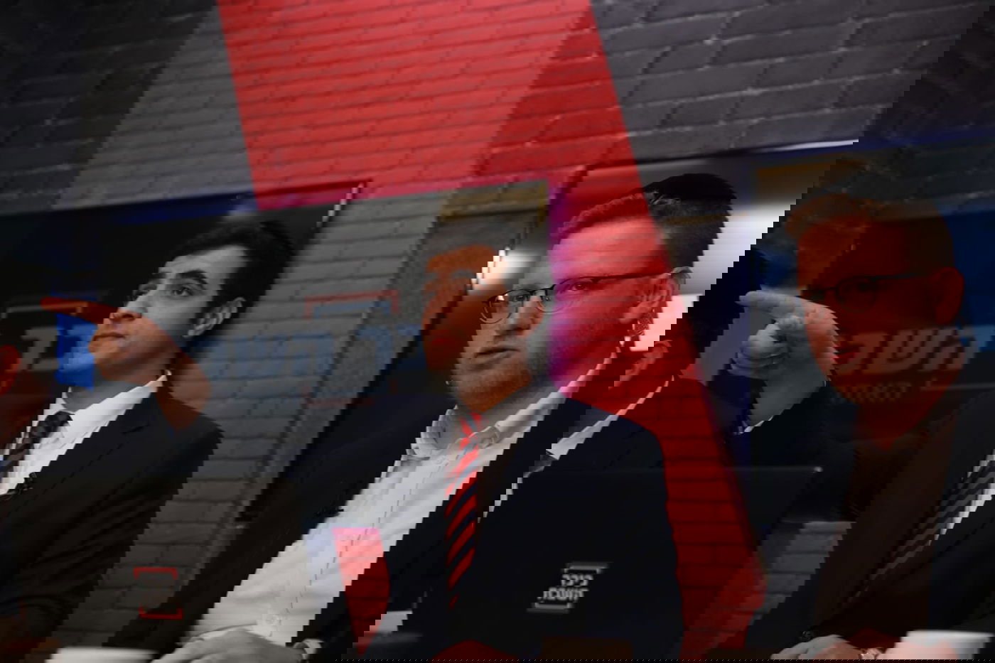 משדר הבחירות ב'אולפן כיכר' • צפו בגלריה