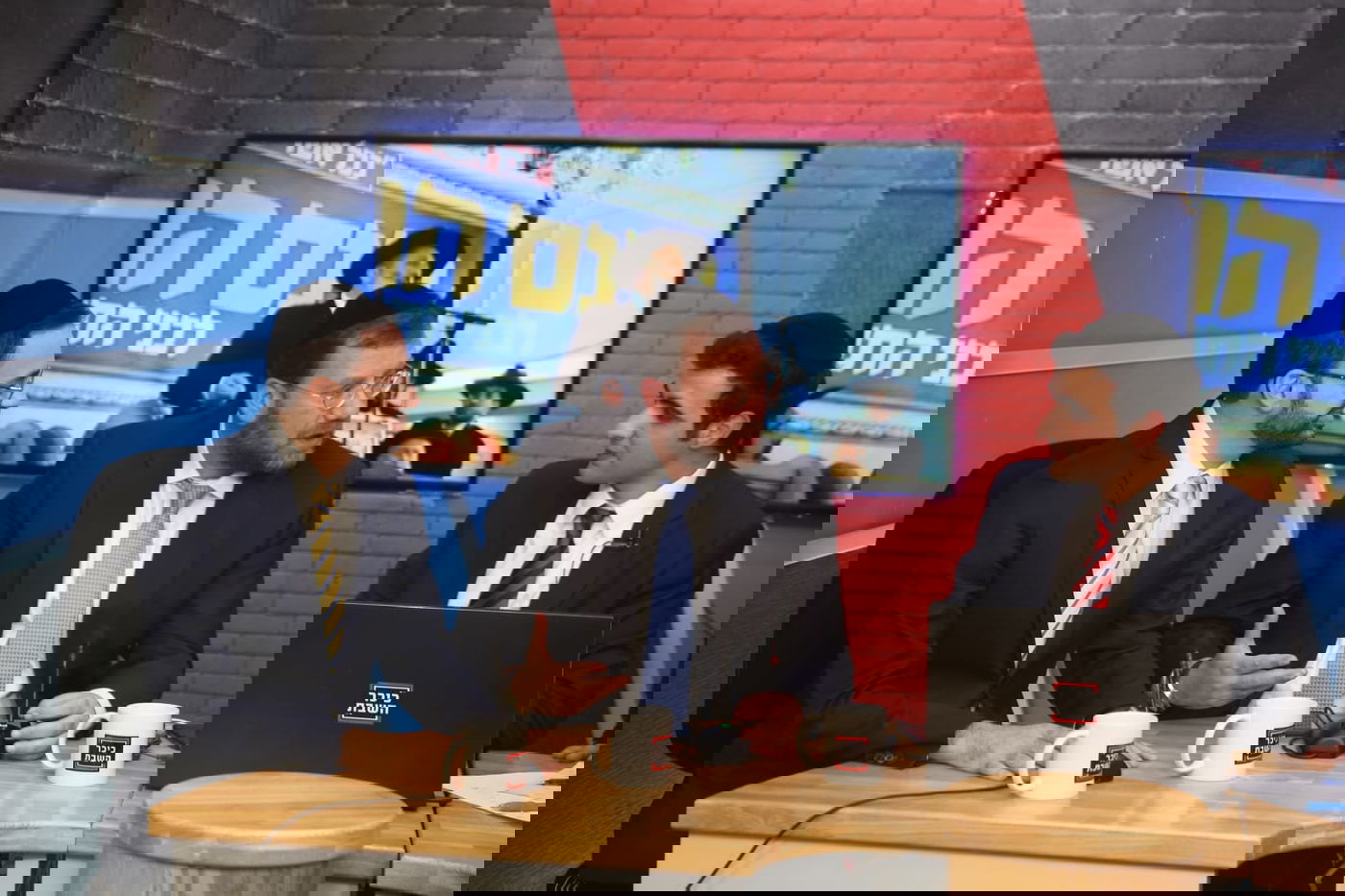 משדר הבחירות ב'אולפן כיכר' • צפו בגלריה