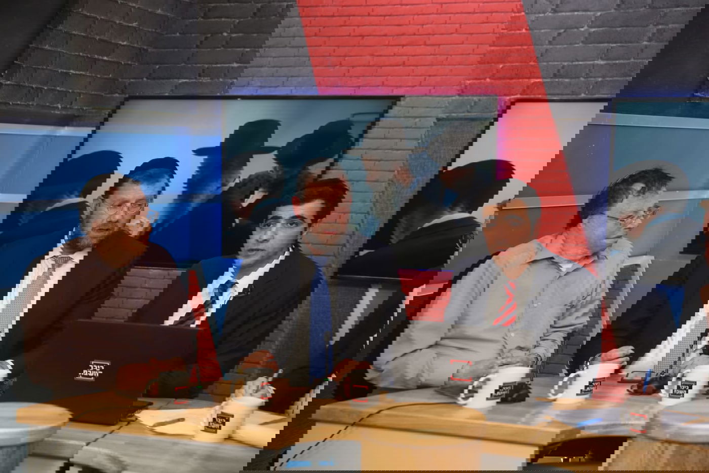 משדר הבחירות ב'אולפן כיכר' • צפו בגלריה