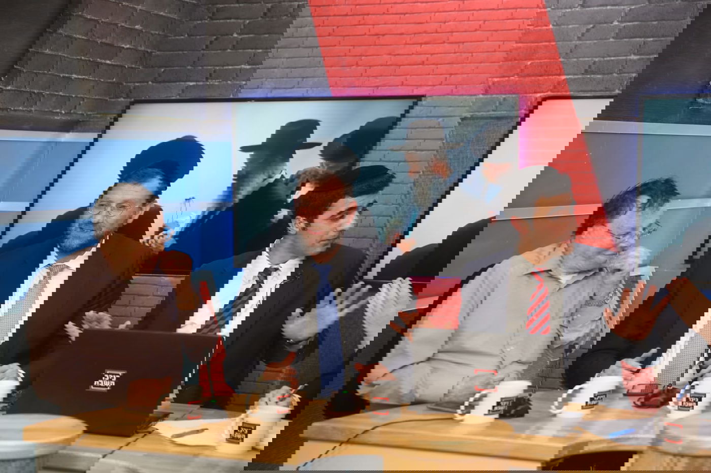 משדר הבחירות ב'אולפן כיכר' • צפו בגלריה