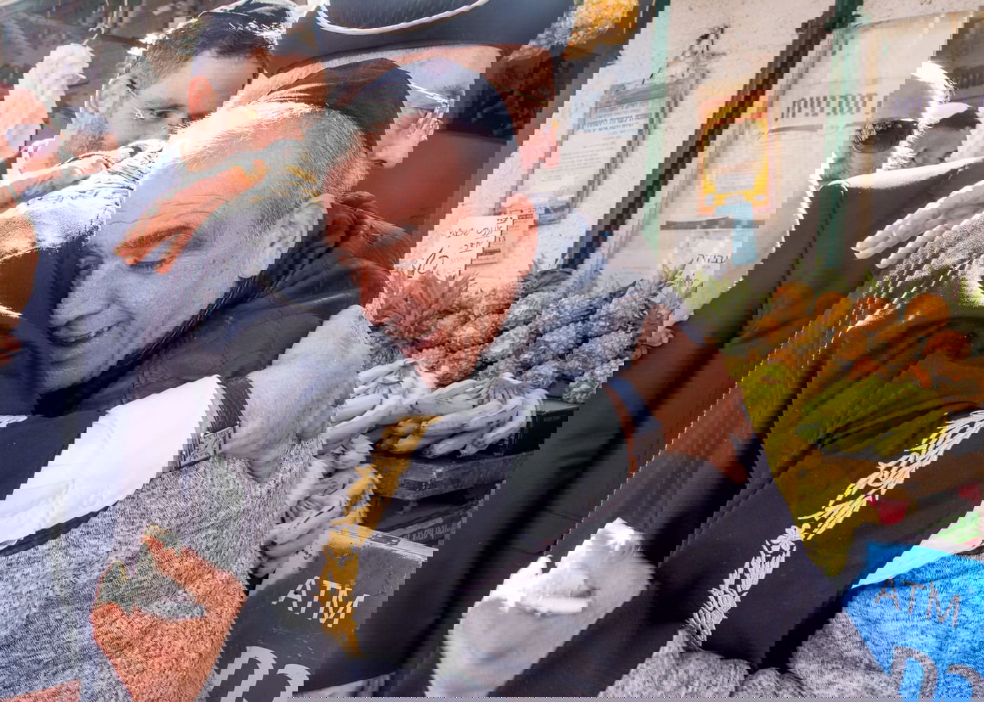 הראשון לציון חיזק את סוחרי מחנה יהודה