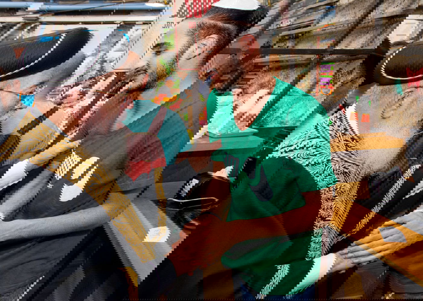 הראשון לציון חיזק את סוחרי מחנה יהודה