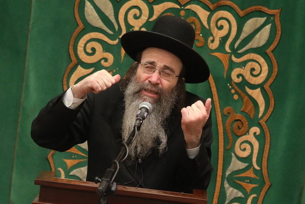 הגר"ב פינקל, השבוע