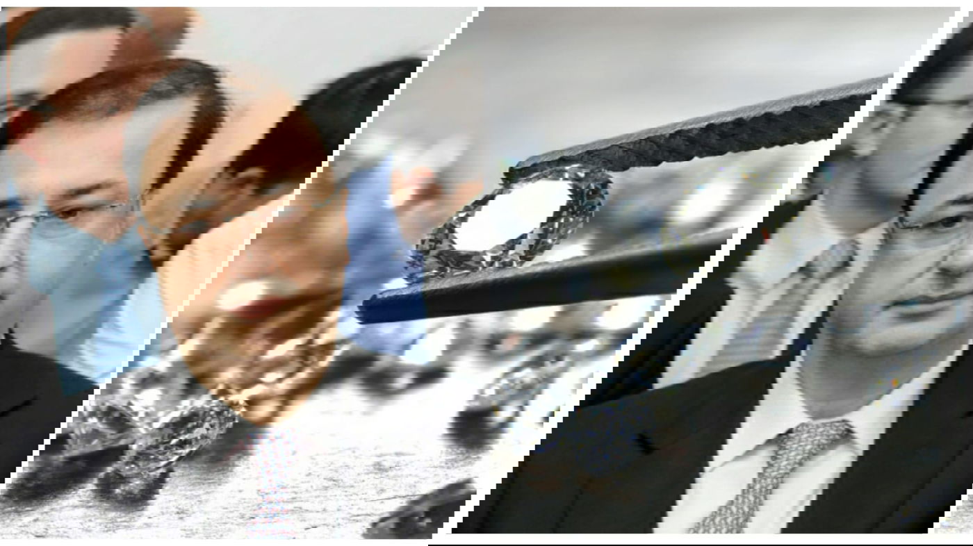 החשד: עובד של לבייב הבריח יהלומים רבים