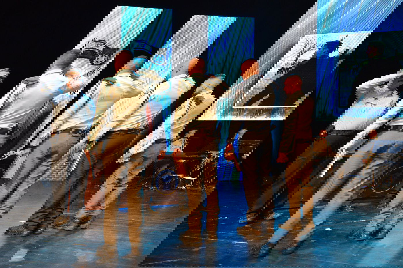 עיטורים וצל"שים ל-54 שוטרים ואזרחים על 21 אירועים