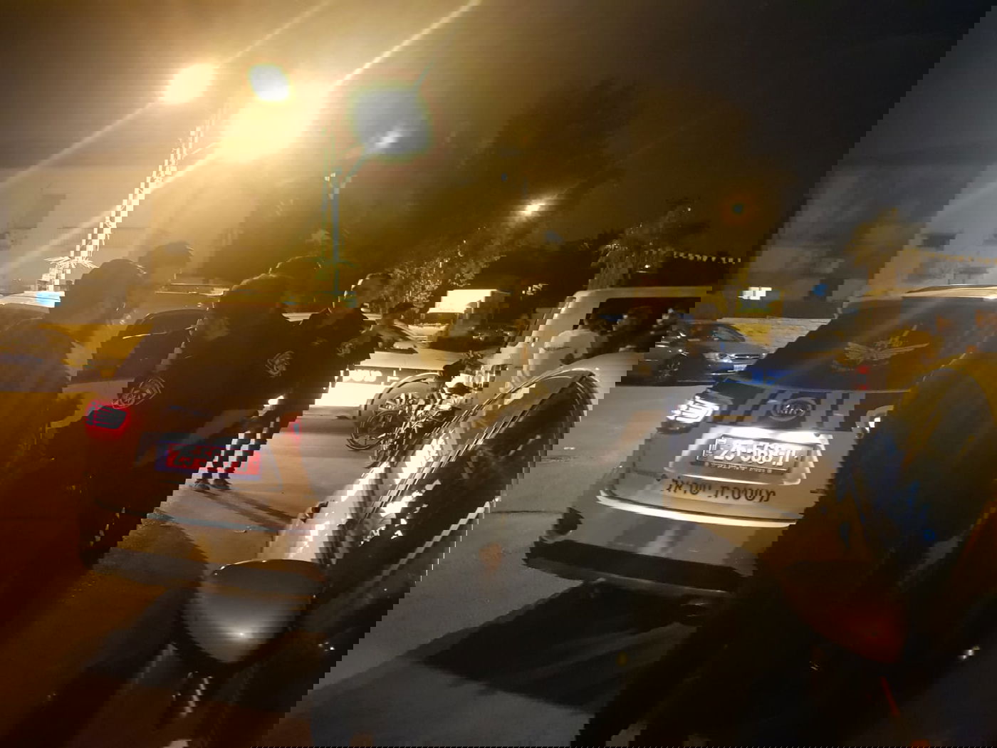 שלושה צעירים נתפסו על חם בזמן פריצה לדירה