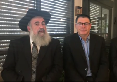 ה'דיל' ייקבר? רב "דגל" בקמפיין יריבו של  המועמד החסידי