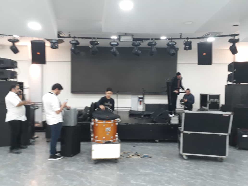 מפרקים את הציוד בנתיבות