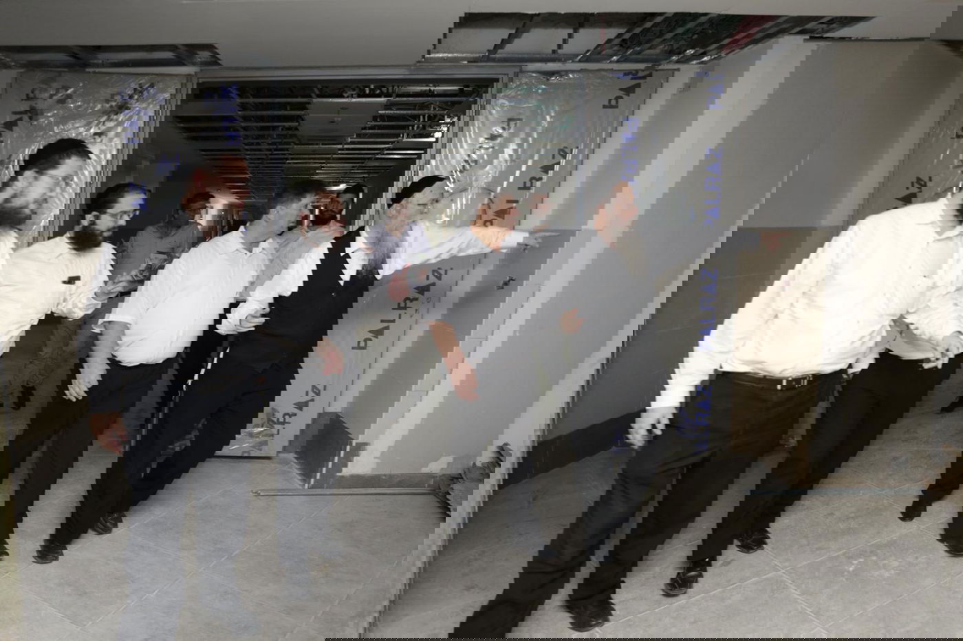 יו"ר קקל מר דני עטר בסיור במרכז 'עלה' בני ברק, עם תפילה לתושבי הדרום